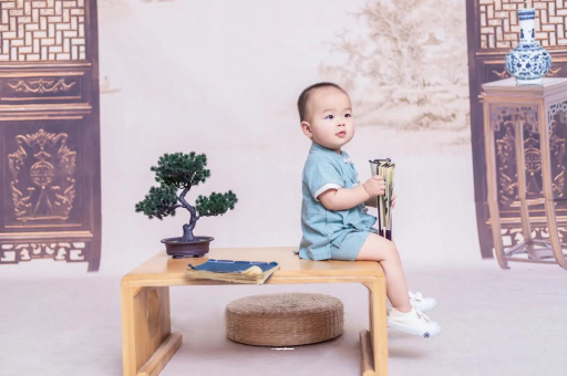 浚县宝宝吃迷糊奶如何纠正